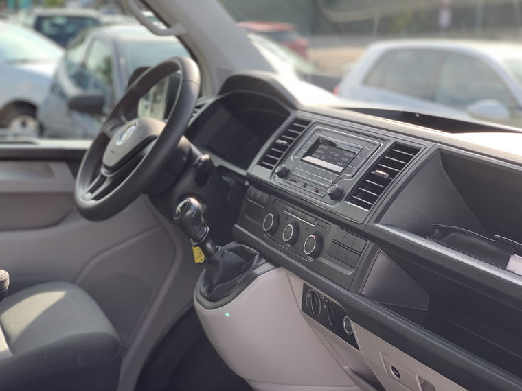 Volkswagen Transporter Kombi 9-persoons