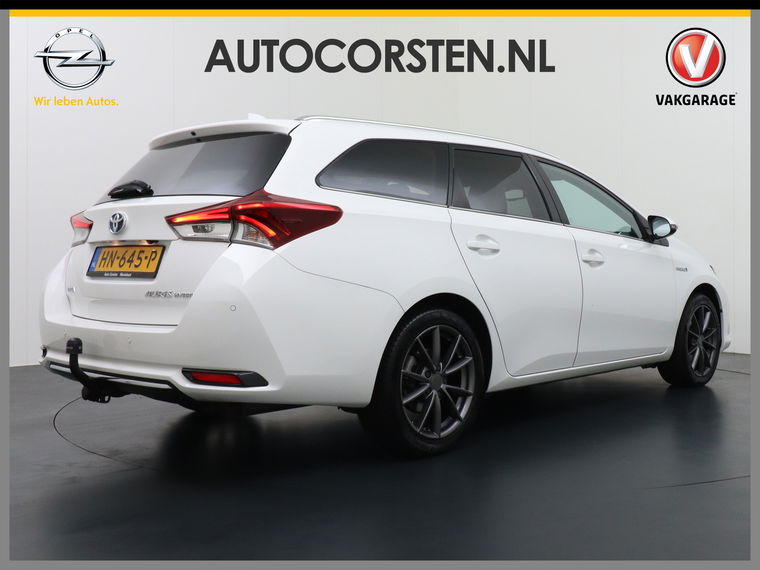 Toyota Auris Touring Sports