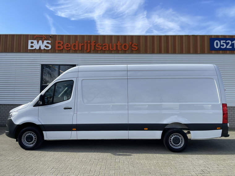 Mercedes-Benz Sprinter foto 1