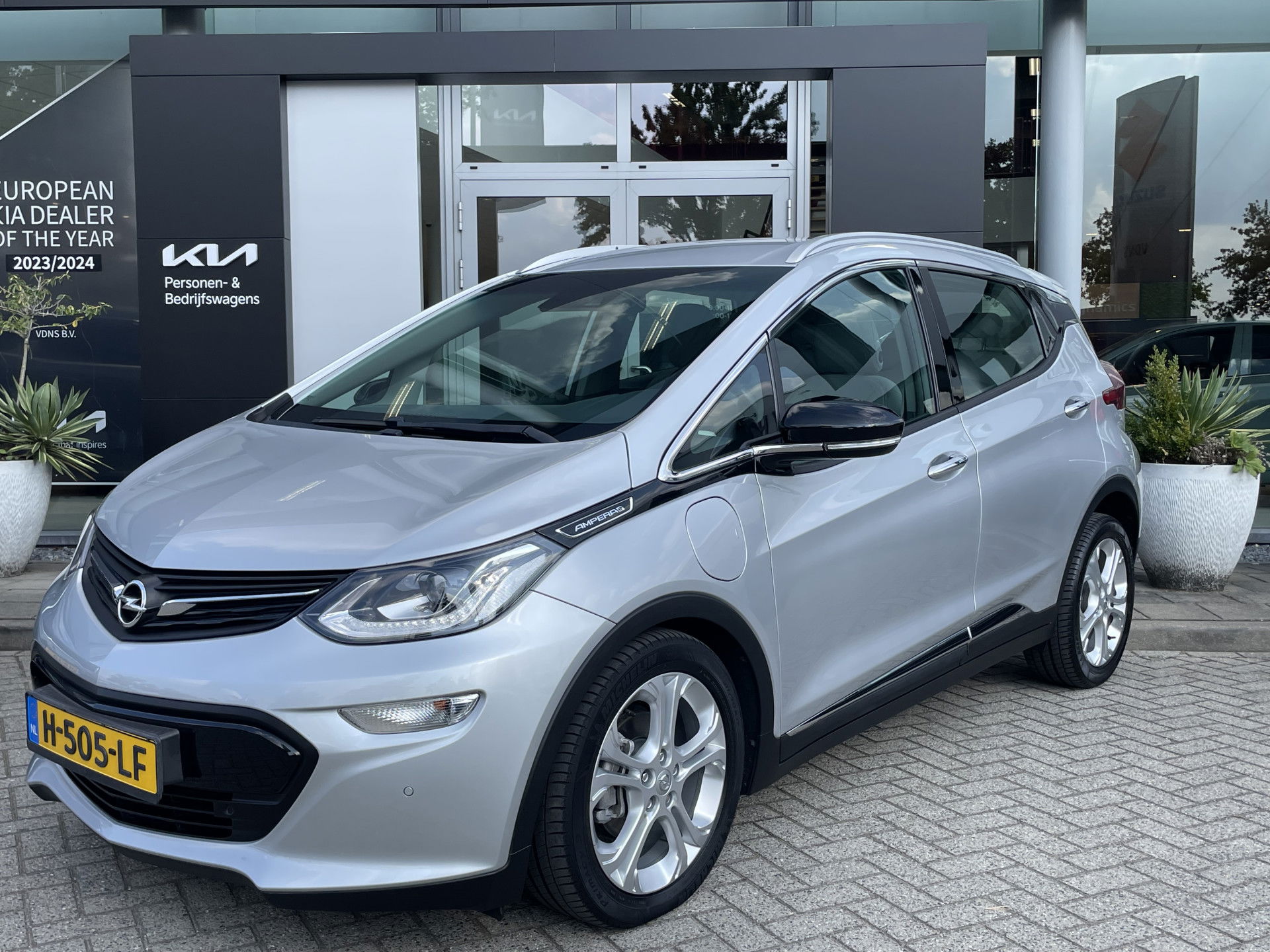 Foto van Opel Ampera-E