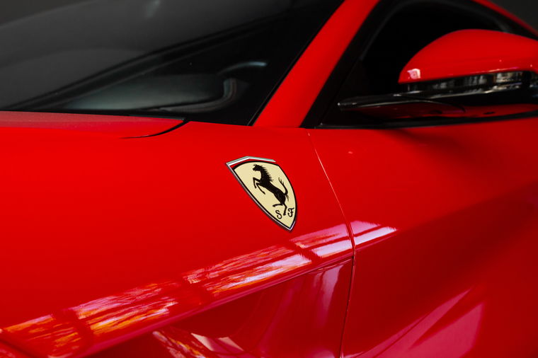 Ferrari F12