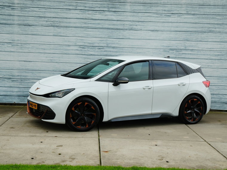 Foto van CUPRA Born