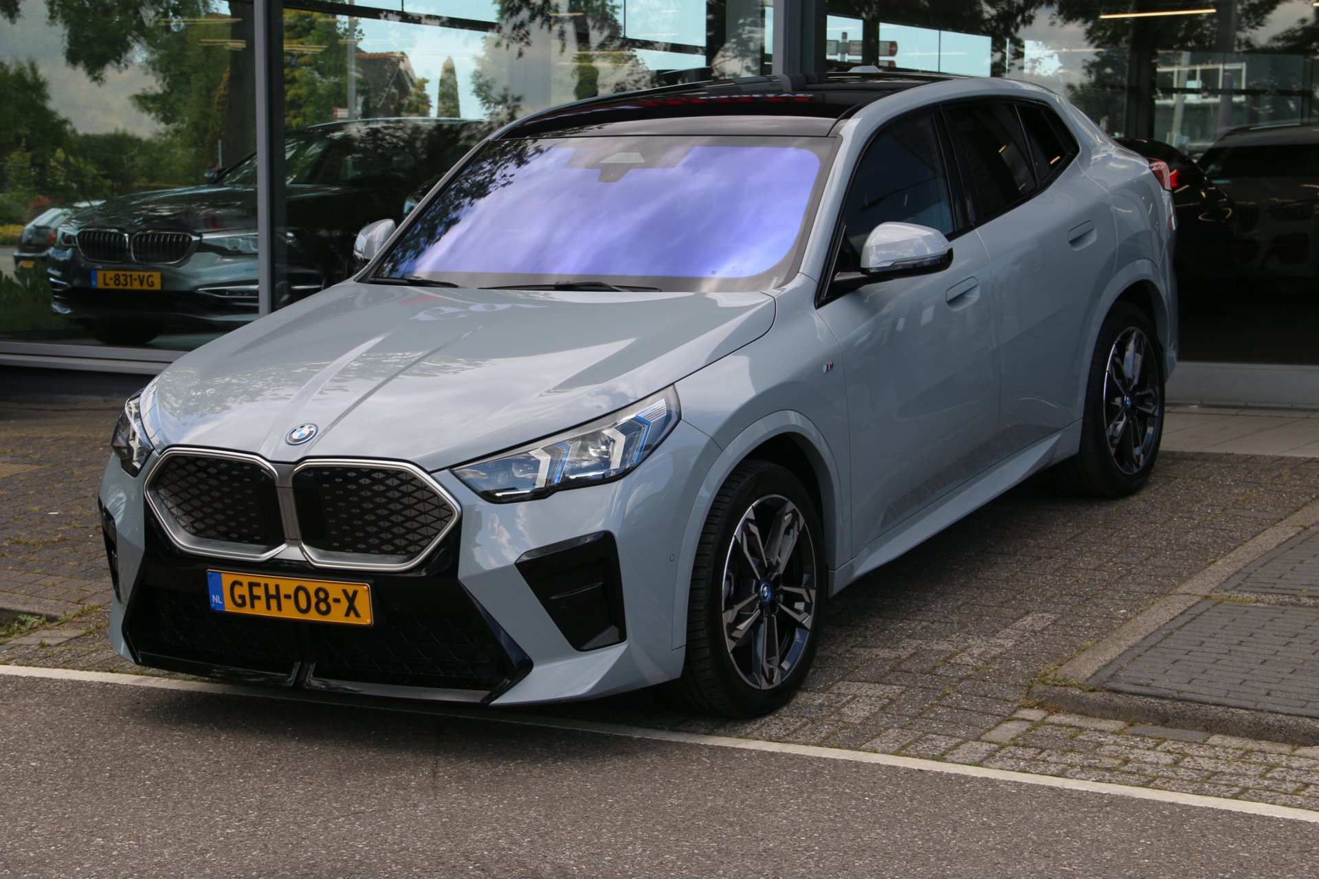 Foto van BMW iX2