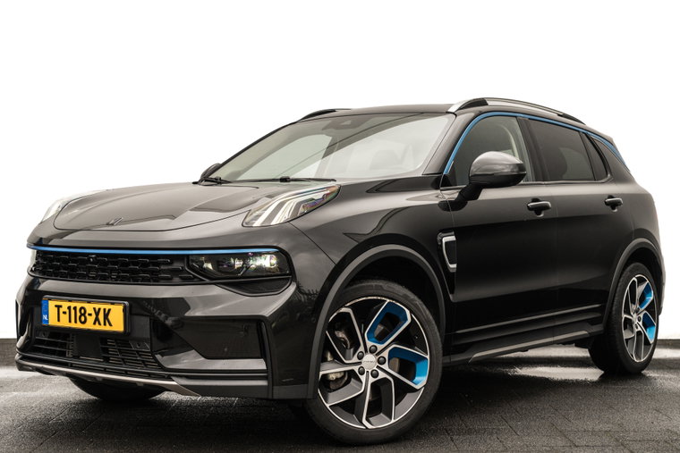 Lynk & Co 01