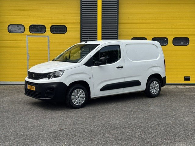 Foto van Peugeot Partner