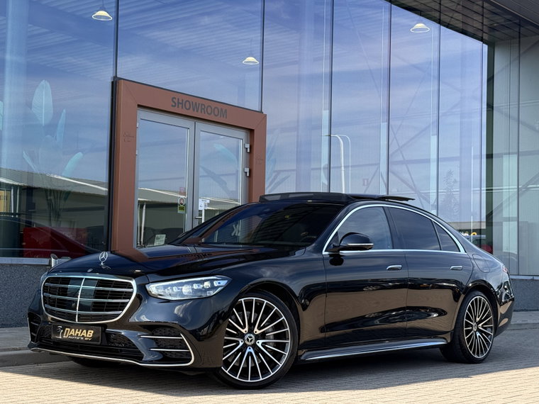 Mercedes-Benz S-Klasse foto 1
