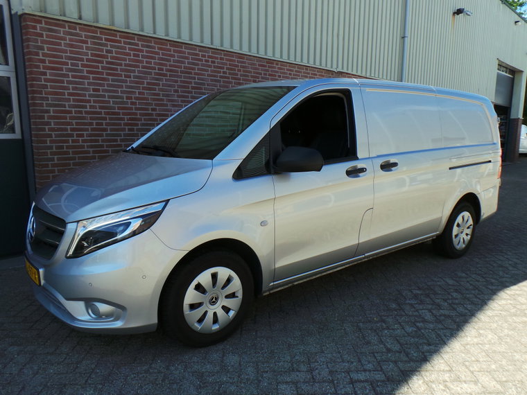 Mercedes-Benz Vito foto 1