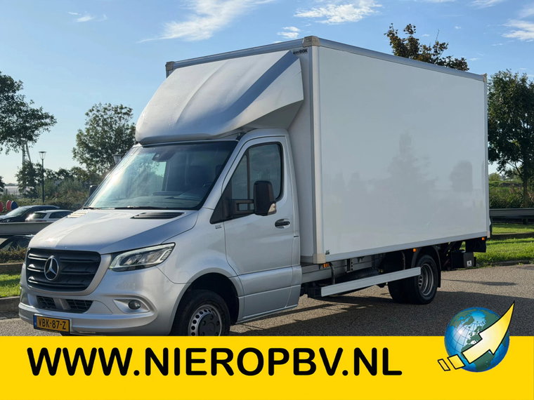 Mercedes-Benz Sprinter foto 1