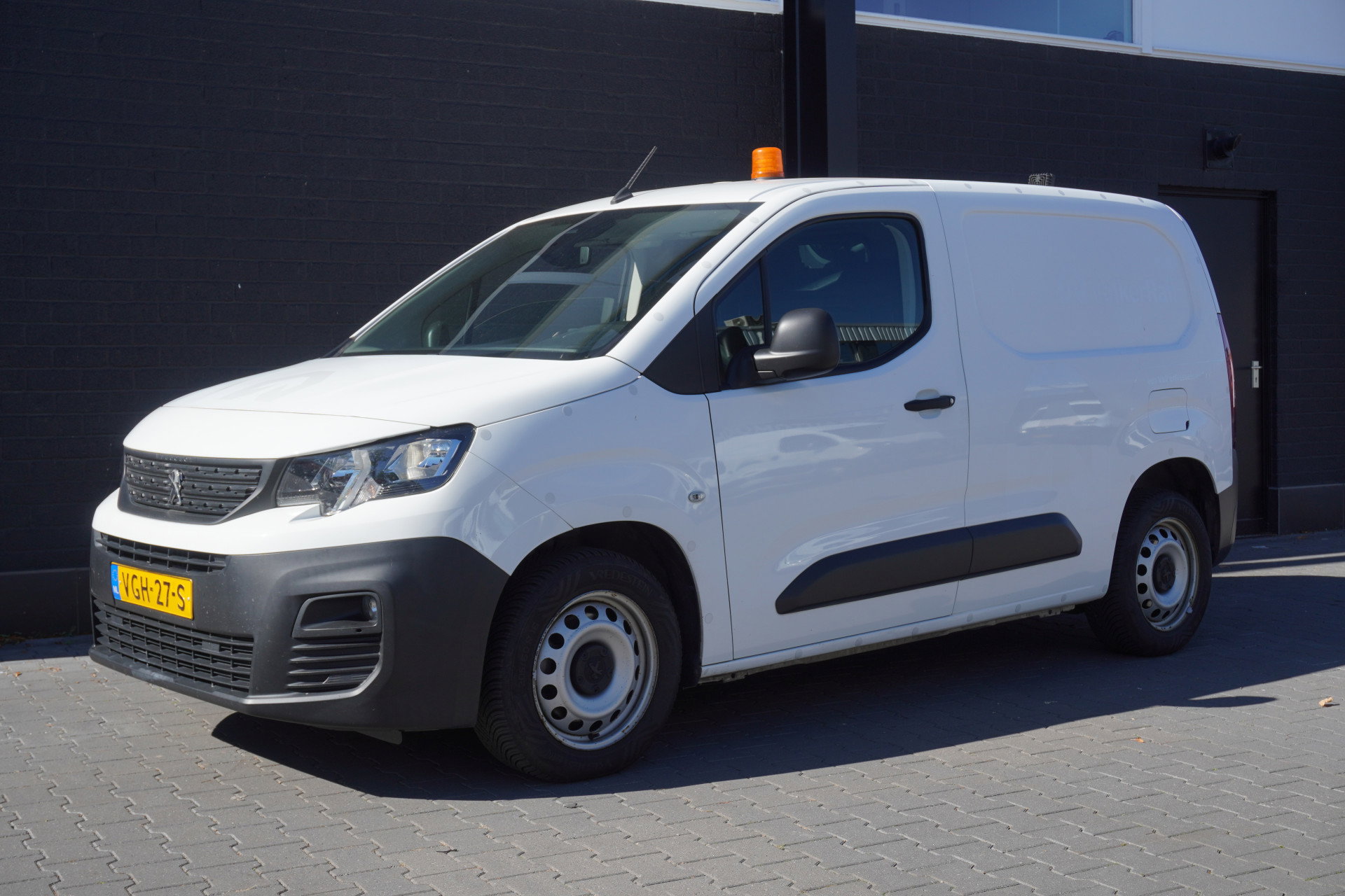 Foto van Peugeot Partner