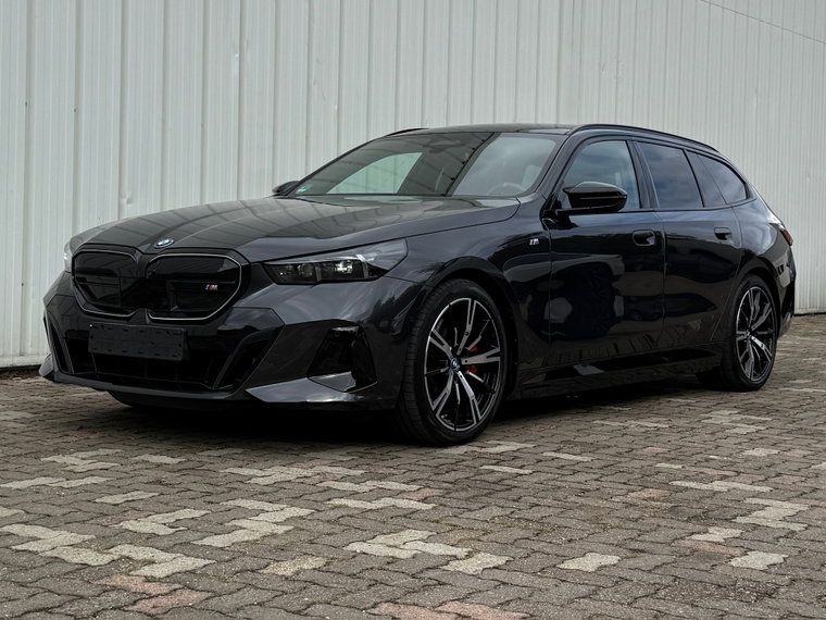 Foto van BMW i5