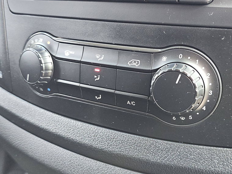 Mercedes-Benz eVito