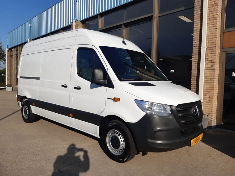 Mercedes-Benz eSprinter