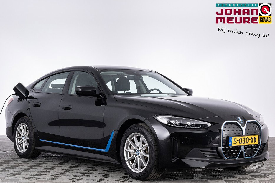 Foto van BMW i4