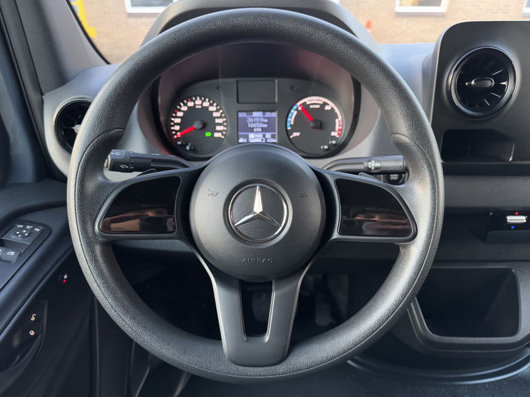 Mercedes-Benz eSprinter