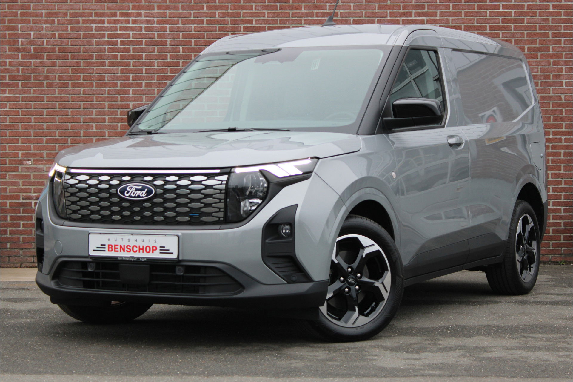 Foto van Ford E-Transit Courier