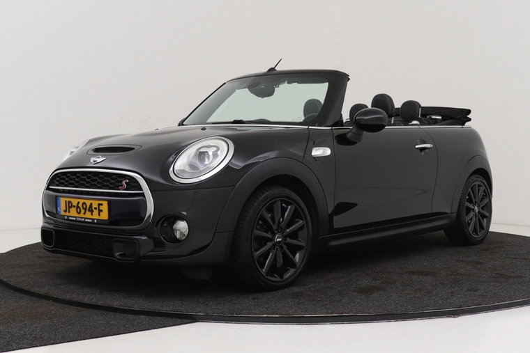 Foto van MINI Cooper S Cabrio