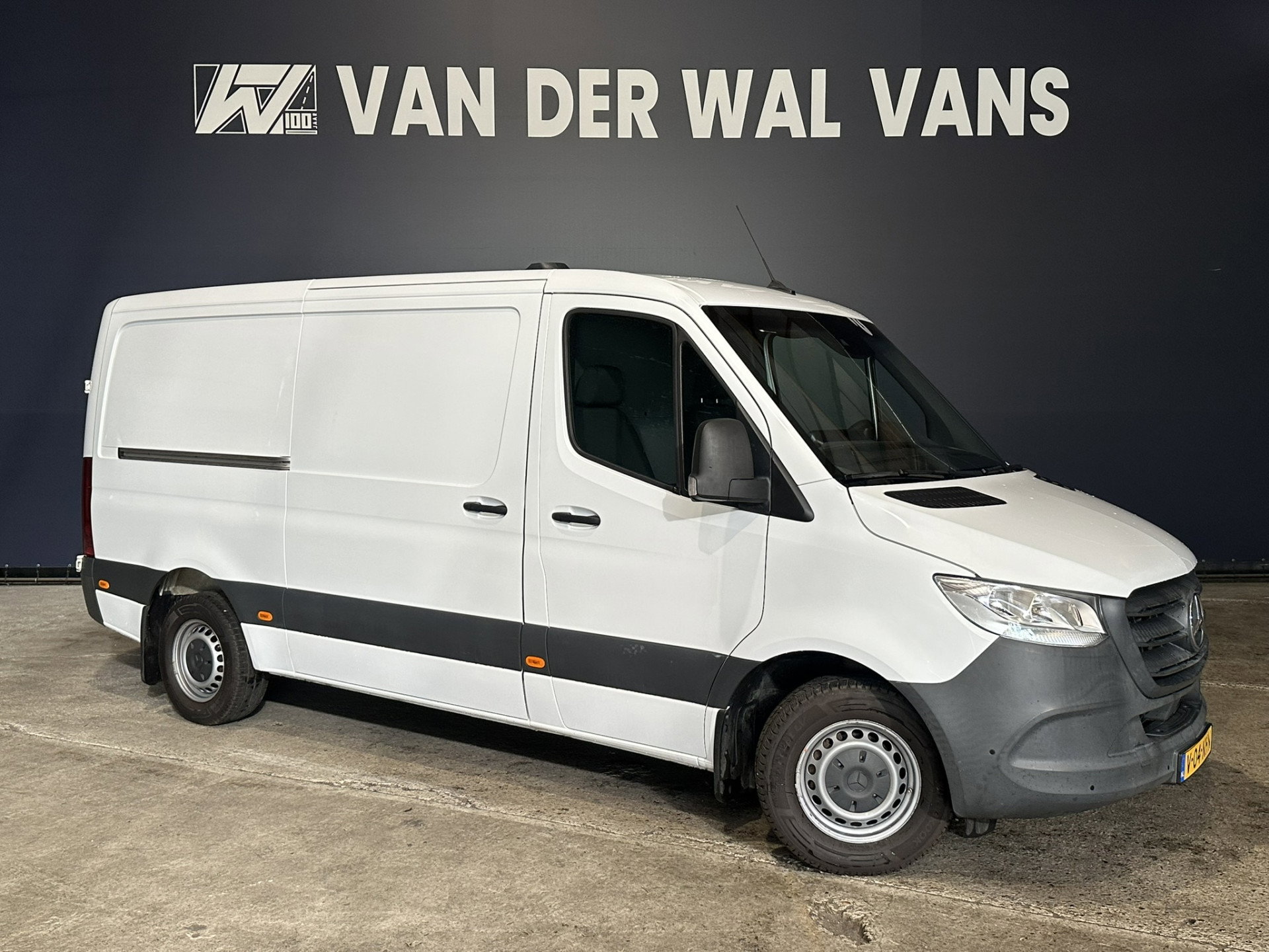 Mercedes-Benz Sprinter 317 CDI 170pk L2H1 Euro6 Airco | Camera | Navigatie | Apple Carplay | Cruisecontrol