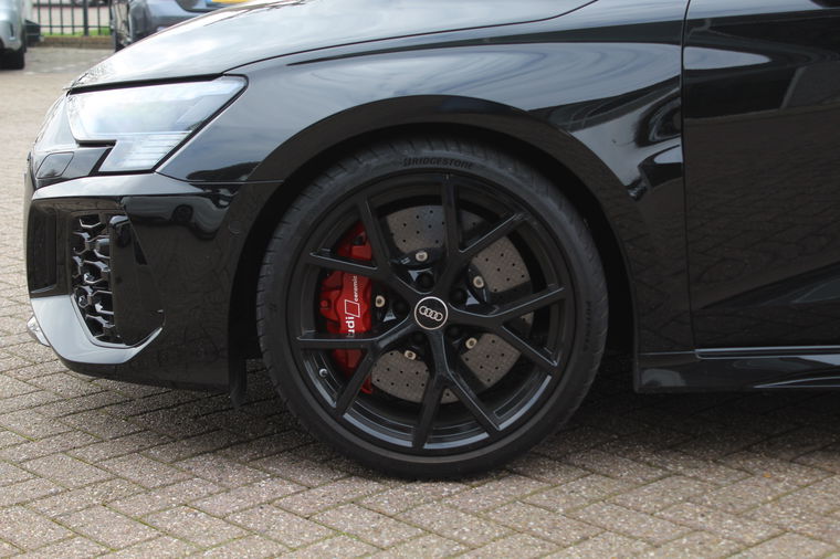 Audi RS3 Limousine
