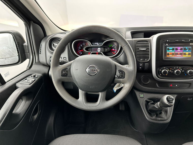Nissan NV300