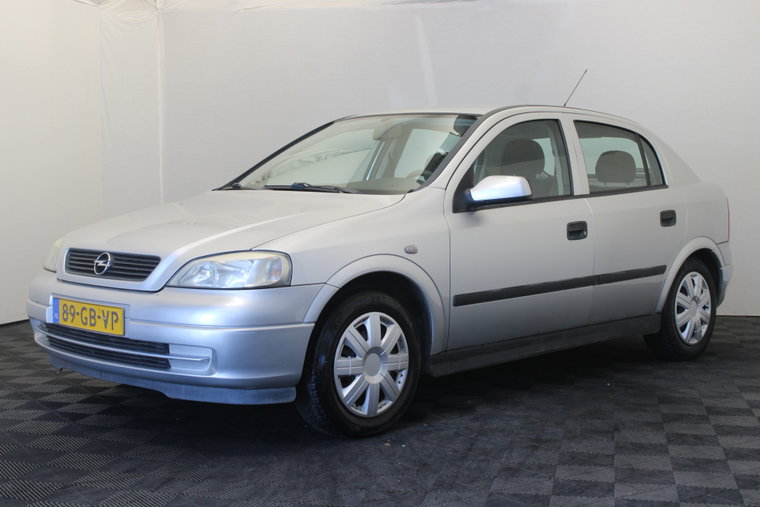 Opel Astra foto 1