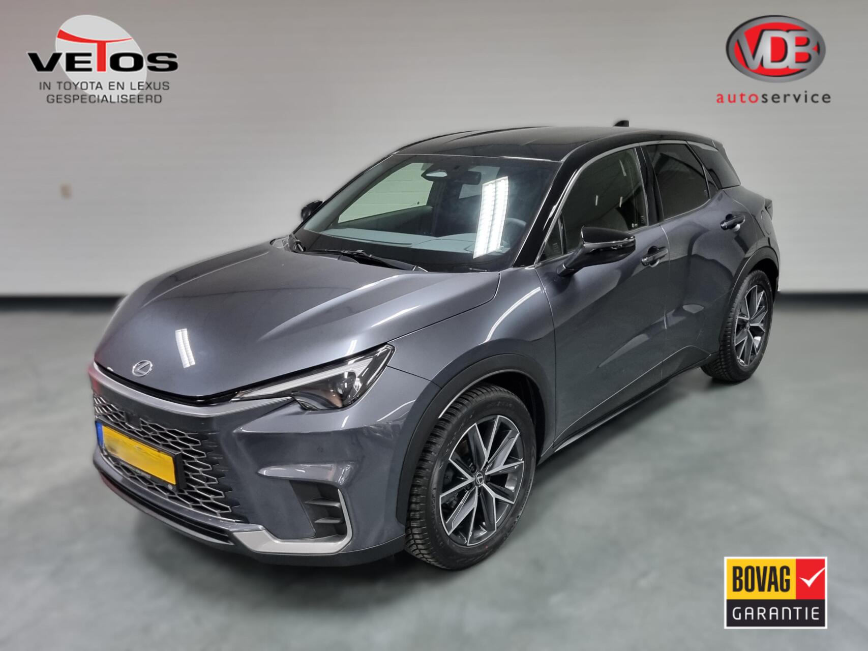 Foto van Lexus LBX