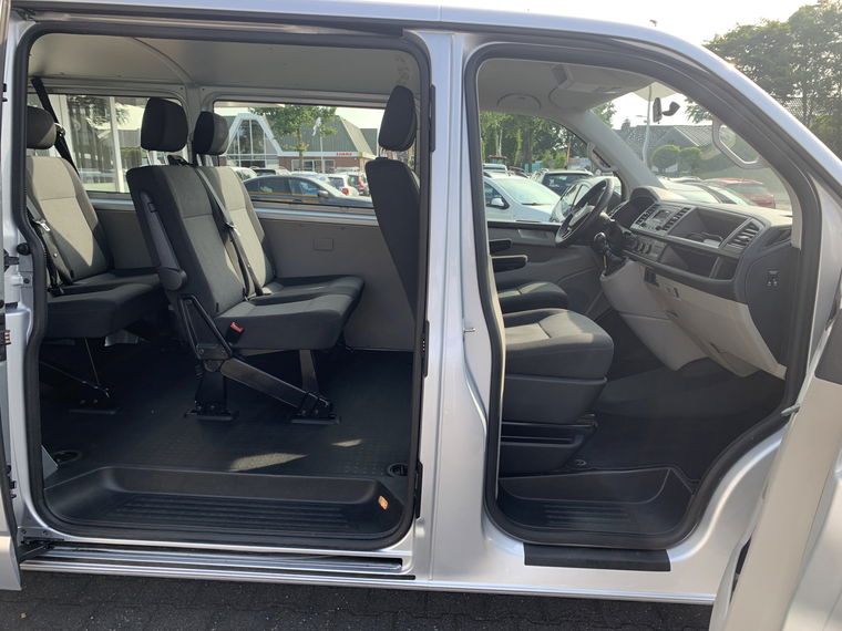 Volkswagen Transporter Kombi 9-persoons