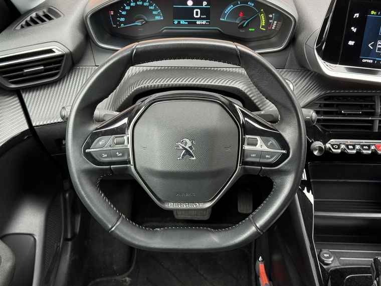 Peugeot e-208
