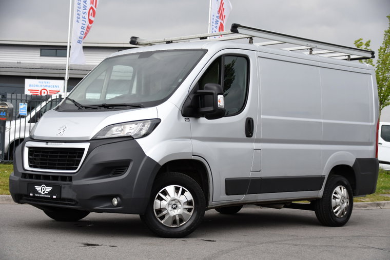 Peugeot Boxer foto 1