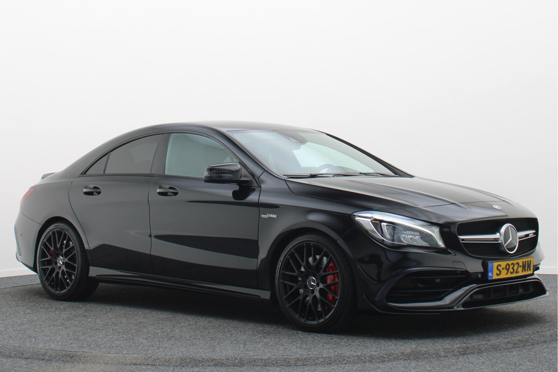 Foto van Mercedes-Benz CLA