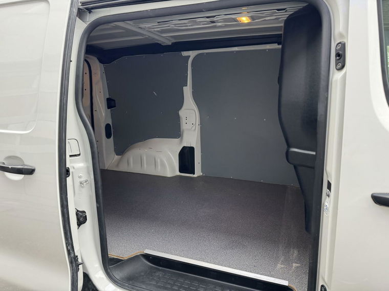 Toyota ProAce Worker