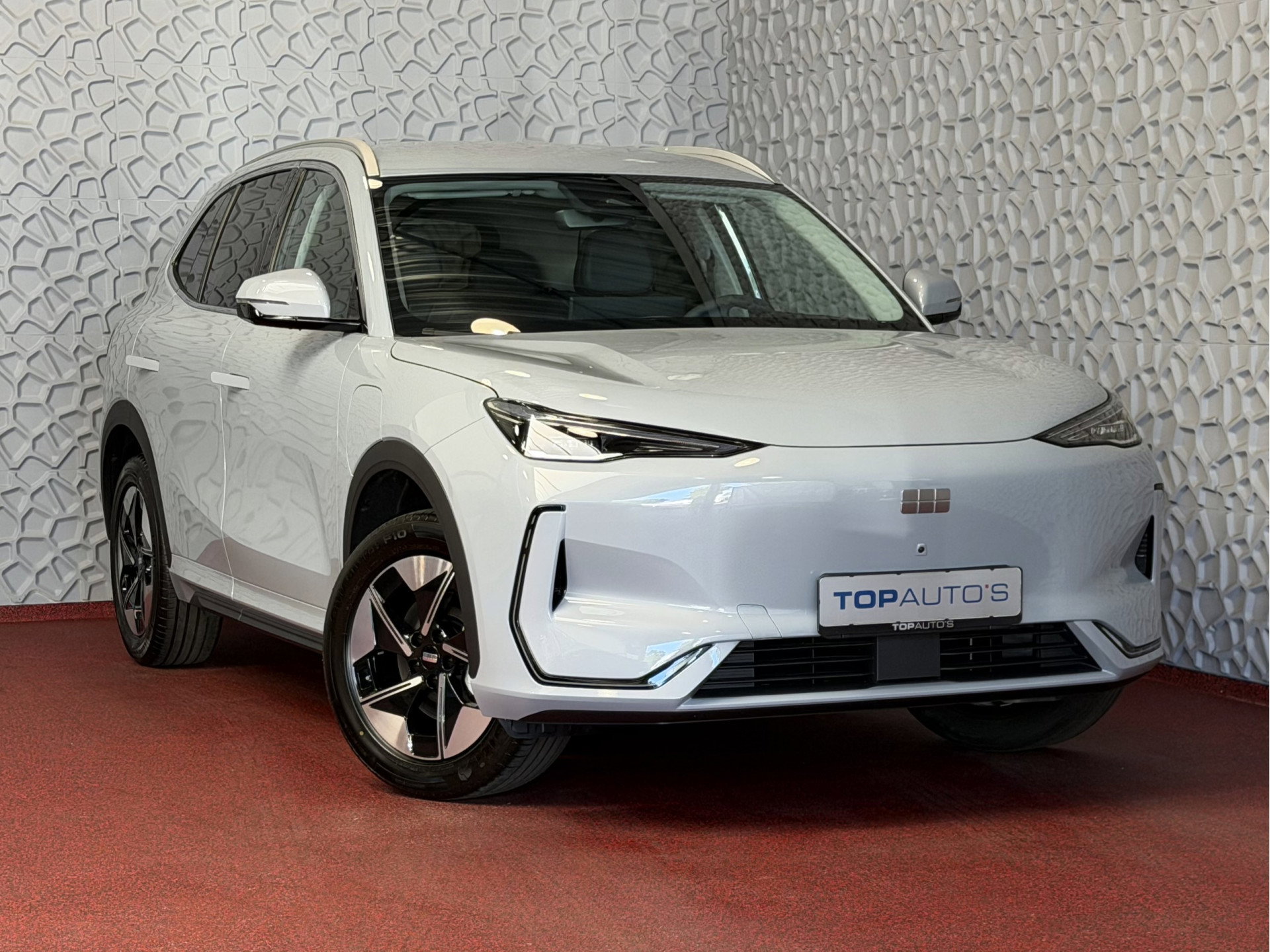 Foto van Geely E5