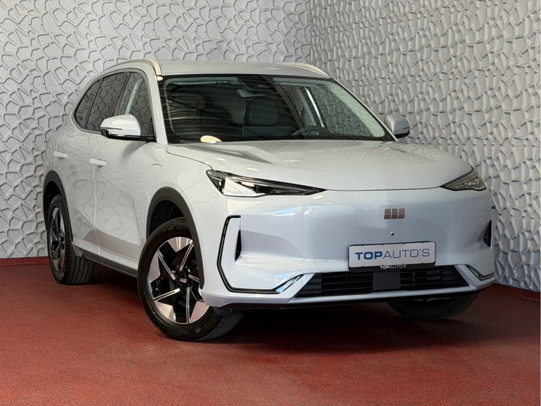 Foto van Geely E5
