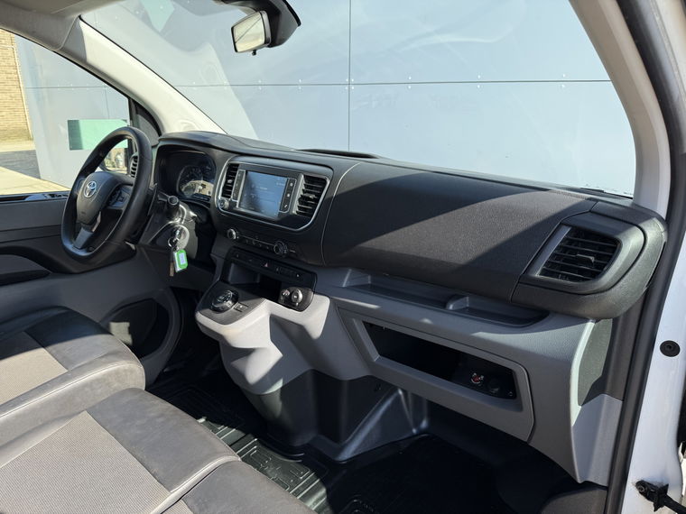 Toyota ProAce Long Worker
