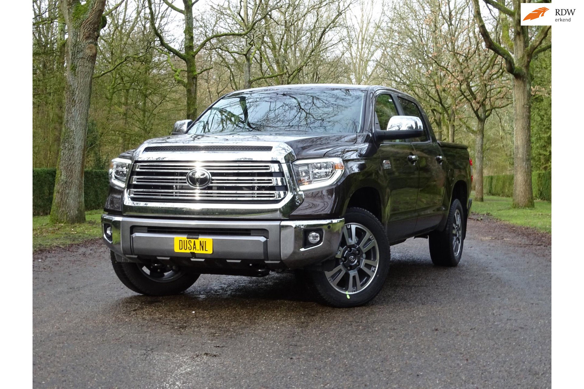 Foto van Toyota Tundra 5.7 V8 crew cab