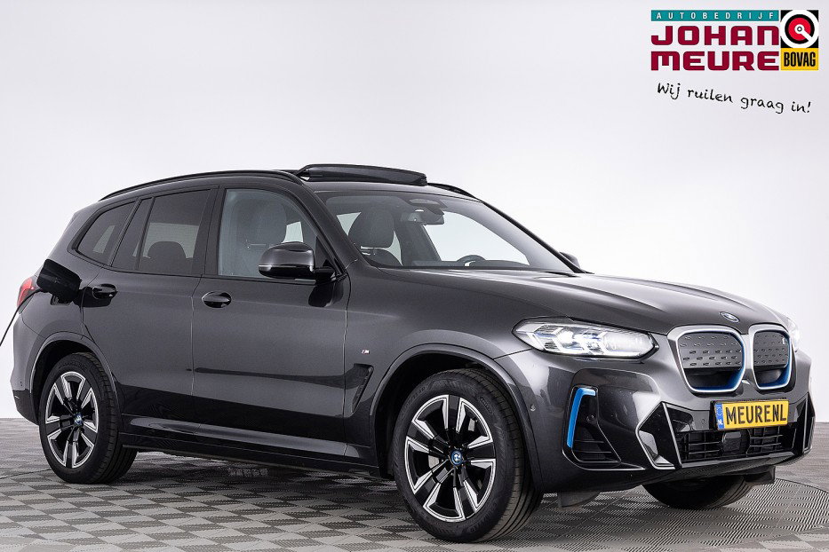 Foto van BMW iX3