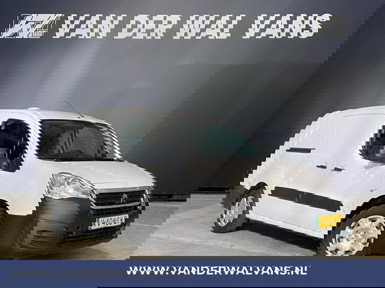 Foto van Peugeot Partner