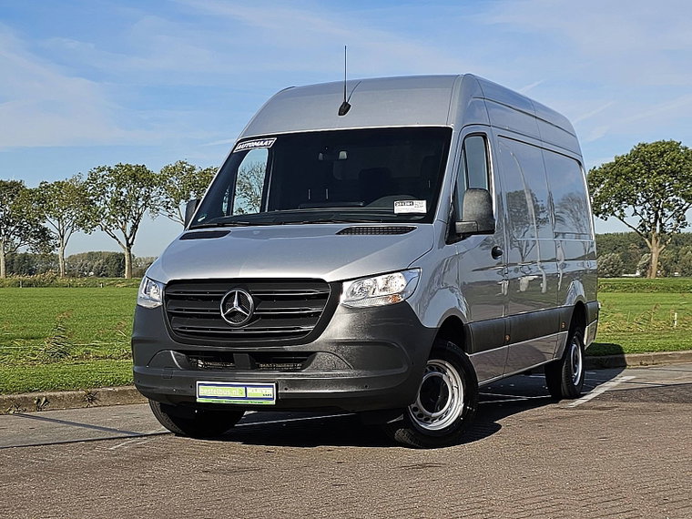 Foto van Mercedes-Benz Sprinter
