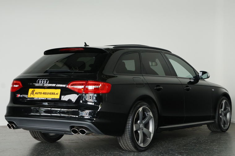 Audi S4