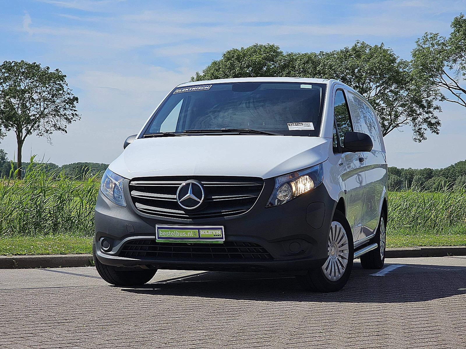 Foto van Mercedes-Benz eVito