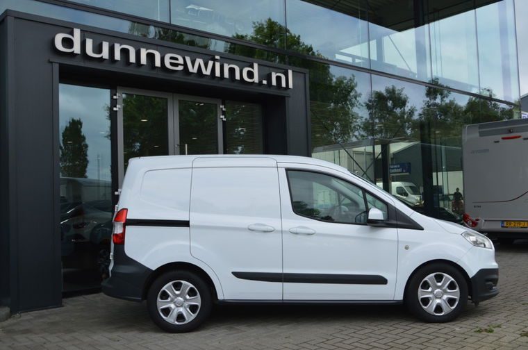 Ford Transit Courier
