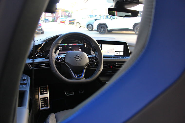 Volkswagen Golf R