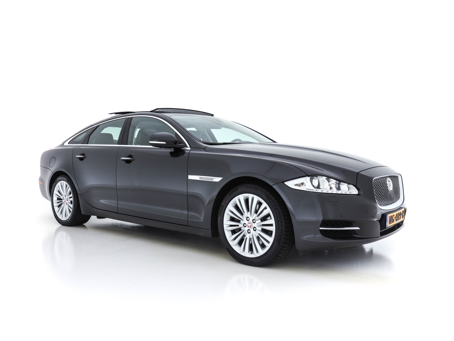 Foto van Jaguar XJ