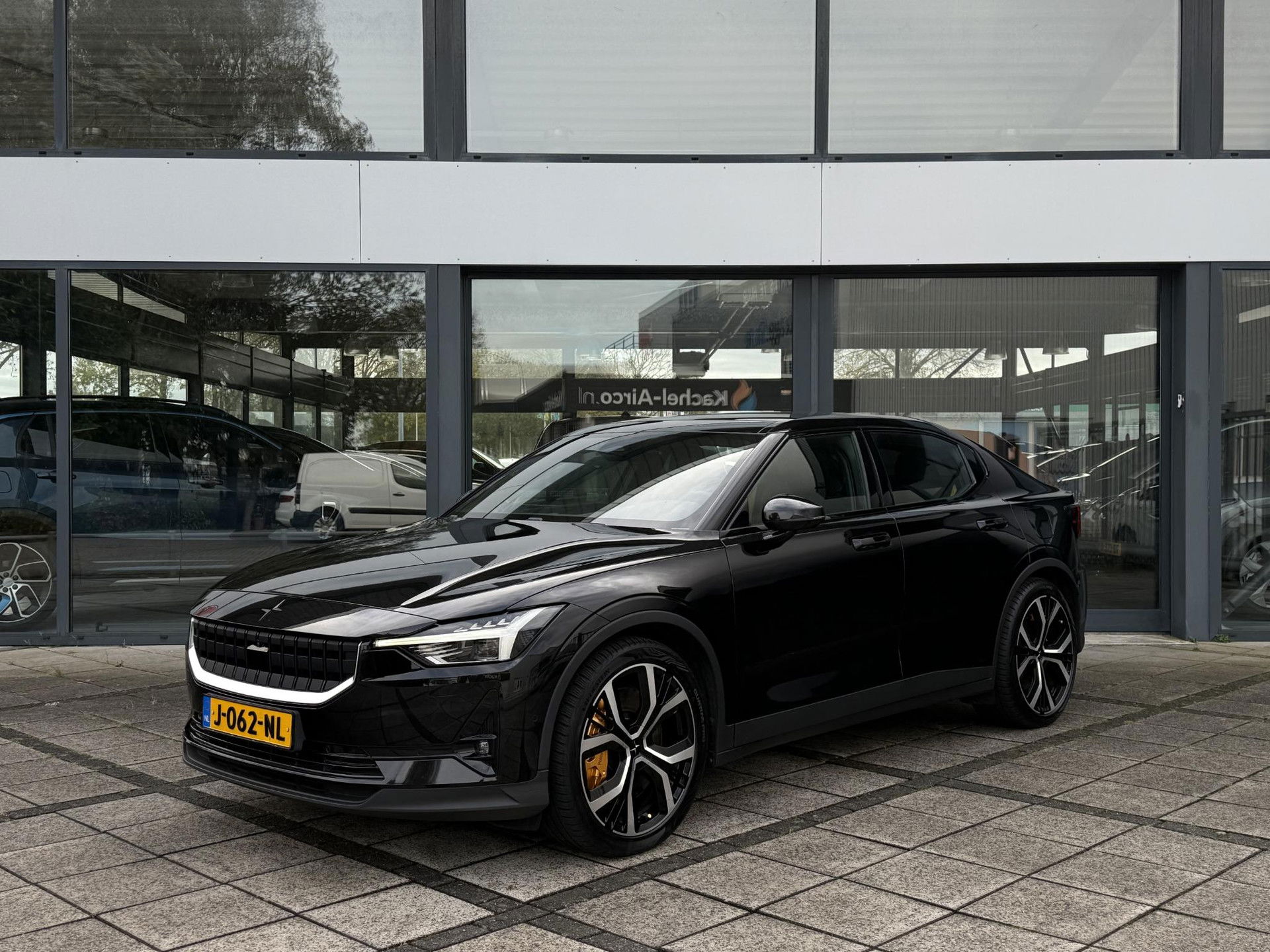Foto van Polestar 2