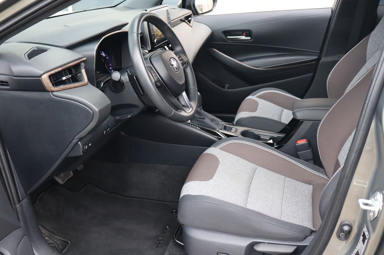 Toyota Corolla Touring Sports