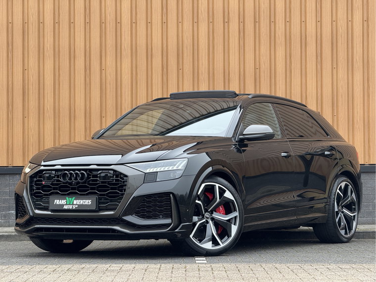 Foto van Audi RSQ8