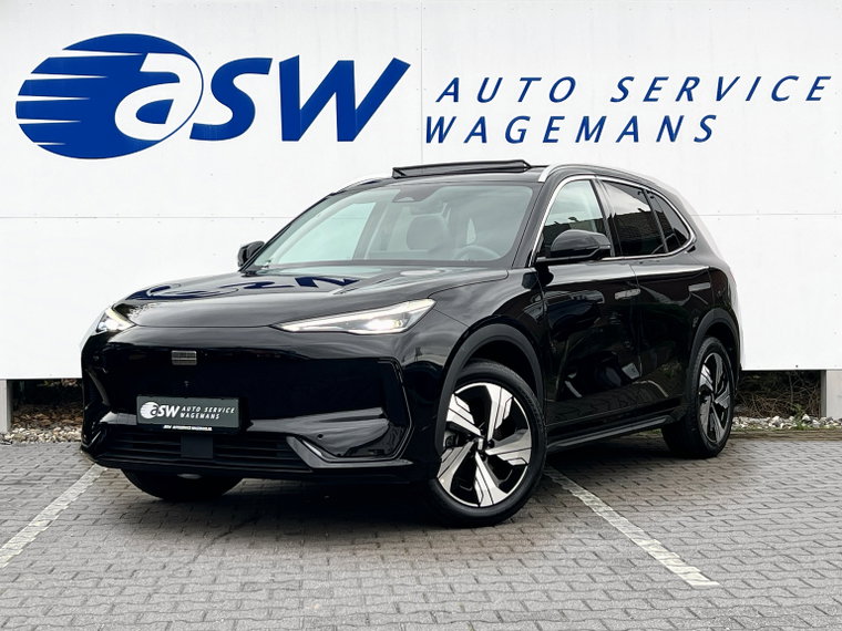 Foto van Geely E5