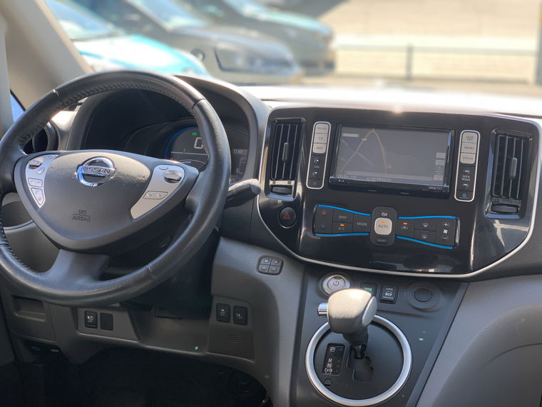 Nissan E-NV200