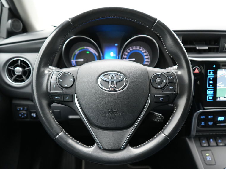Toyota Auris Touring Sports