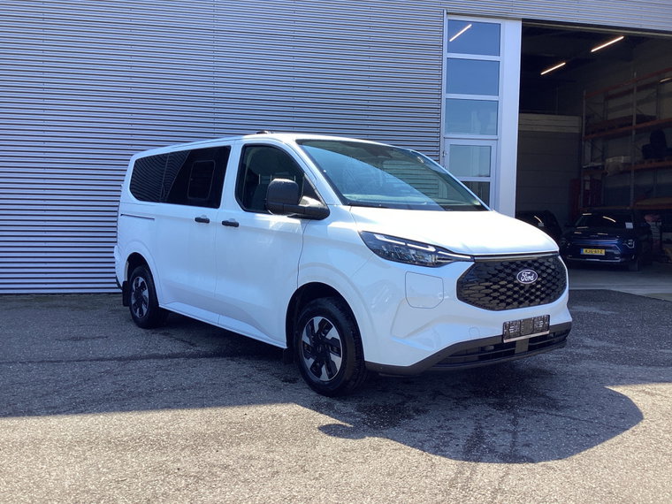 Foto van Ford E-Transit Custom
