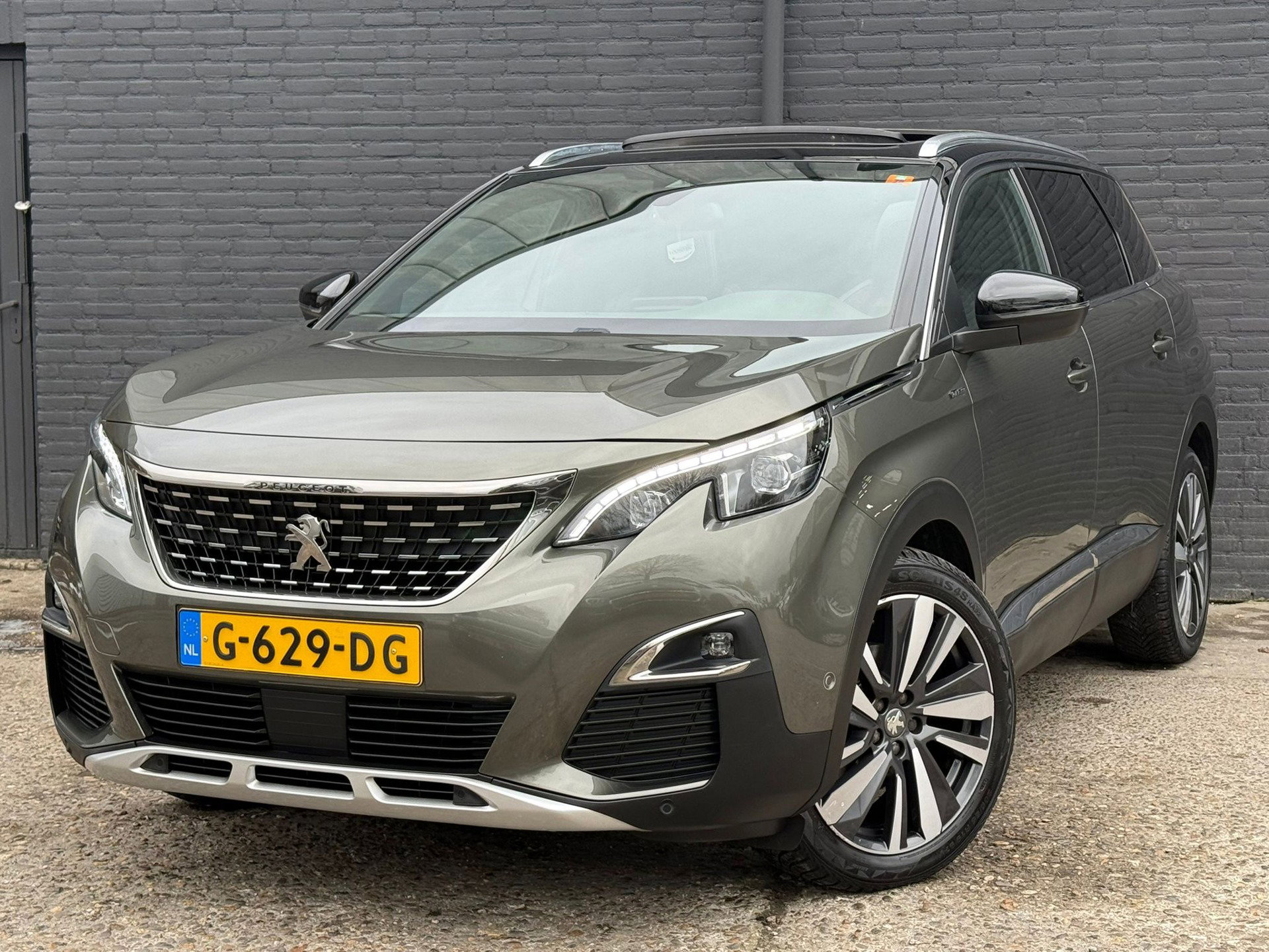 Foto van Peugeot 5008